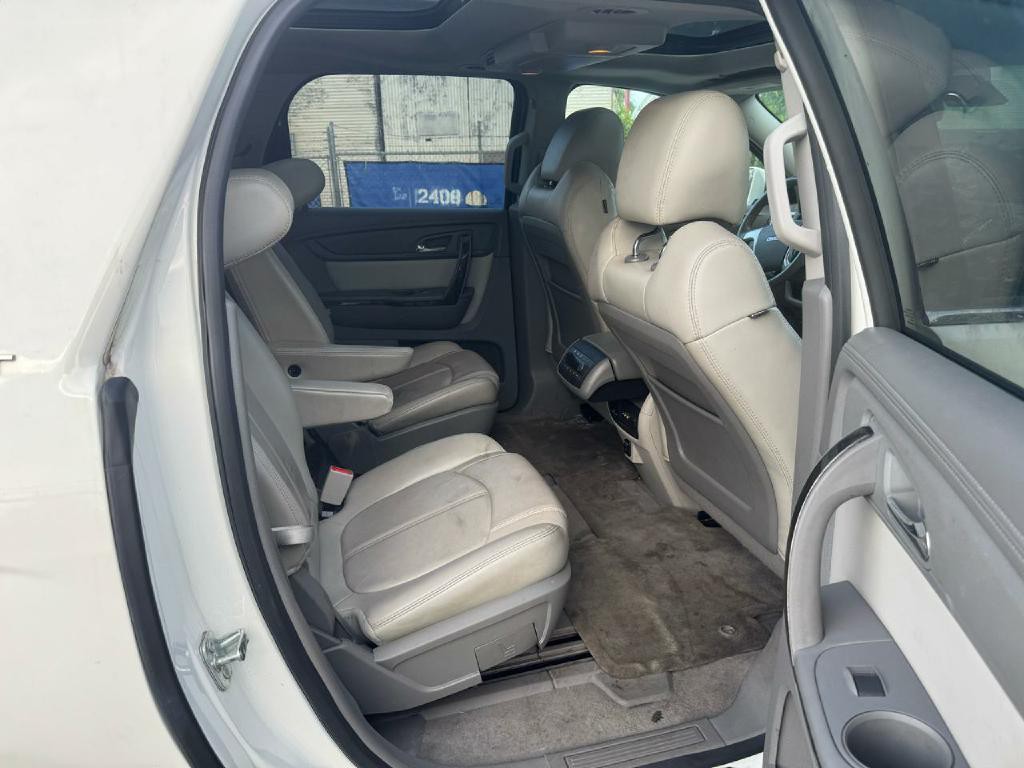 2015 GMC Acadia Image 29