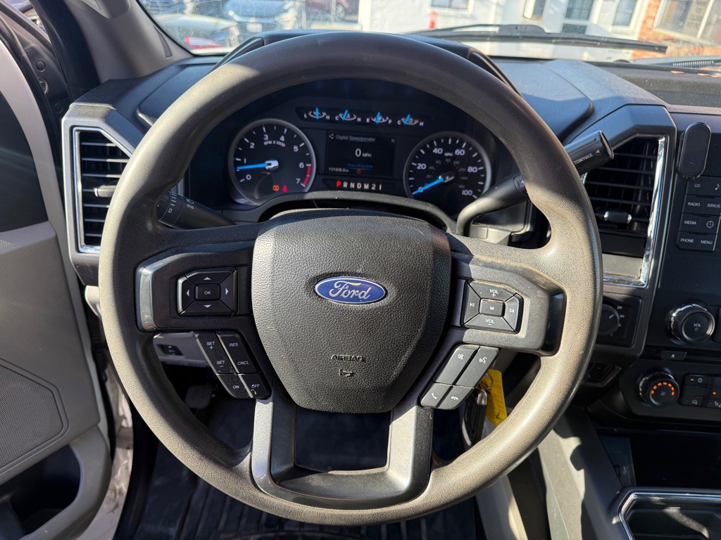 2017 Ford F-250 Image 9