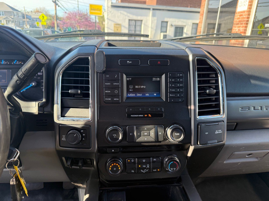 2017 Ford F-250 Image 11