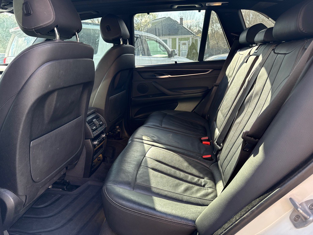 2017 BMW X5 Image 6