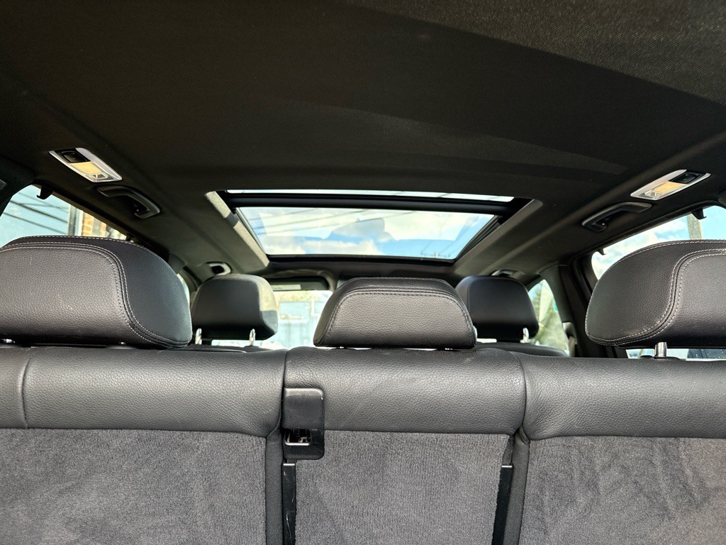 2017 BMW X5 Image 18