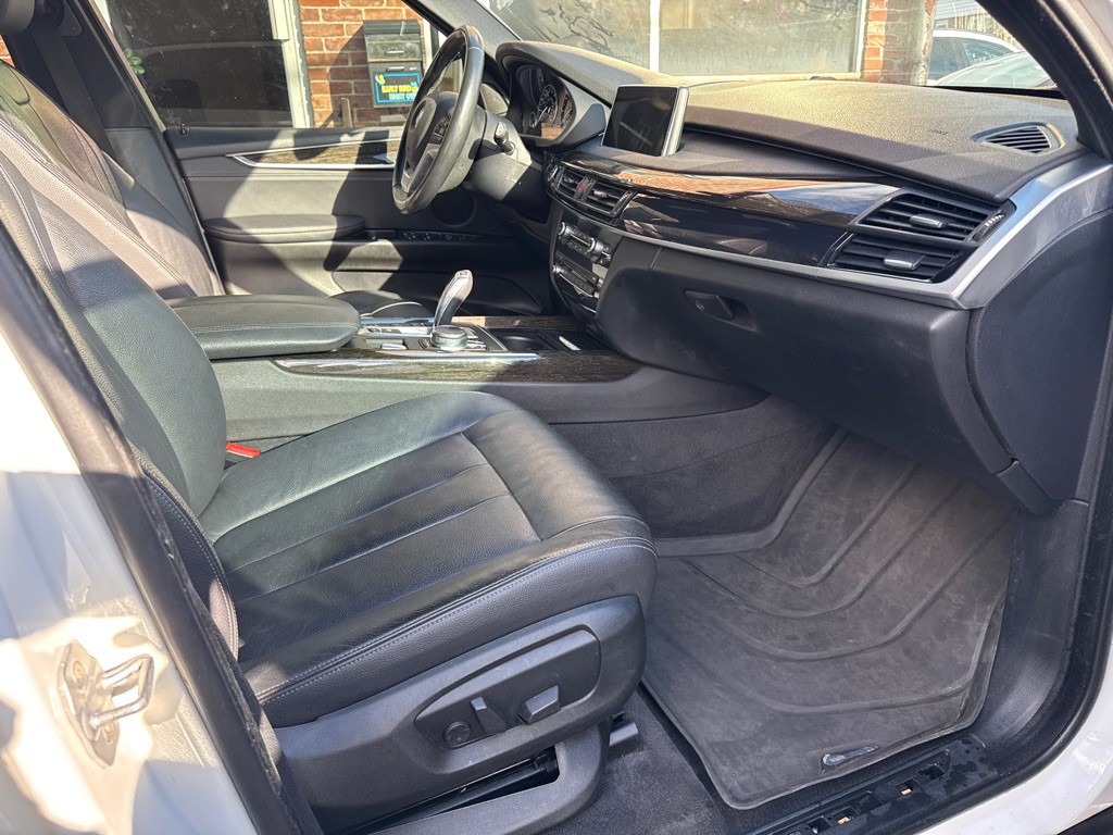 2017 BMW X5 Image 8