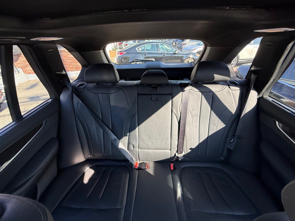 2017 BMW X5 Image 20
