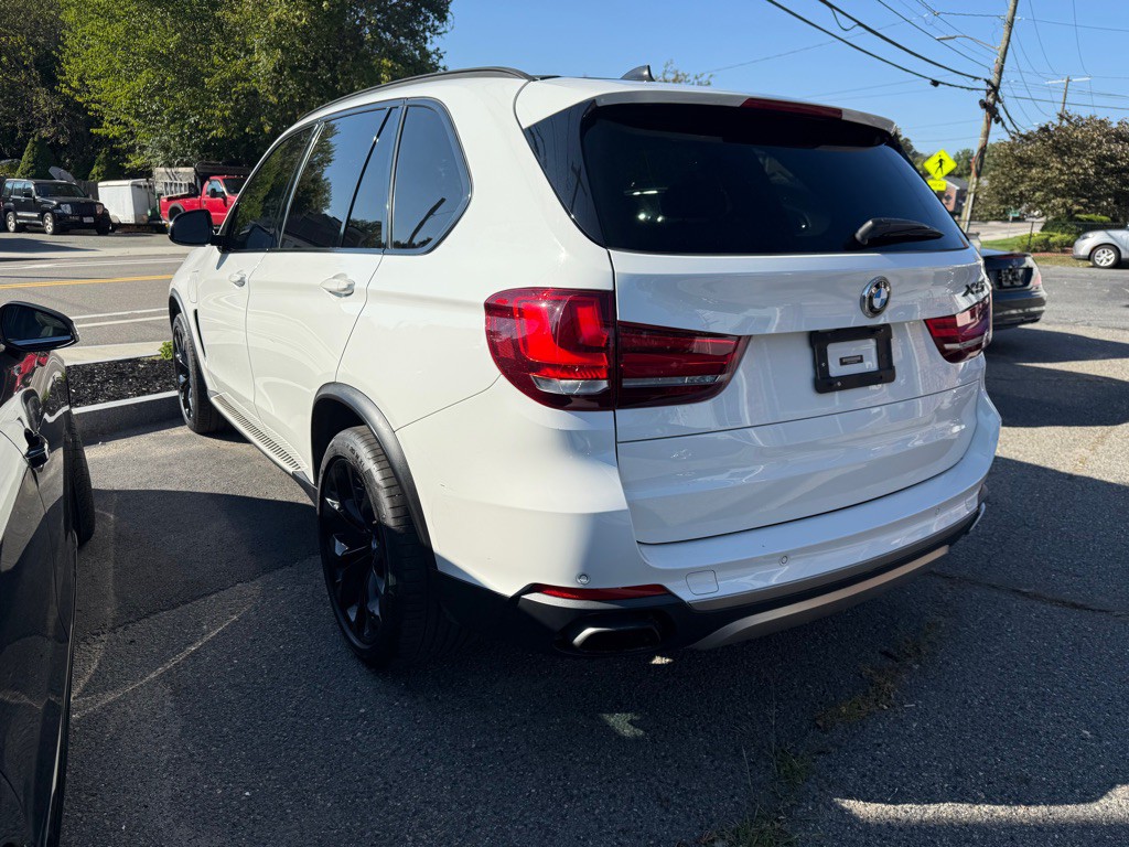 2017 BMW X5 Image 6
