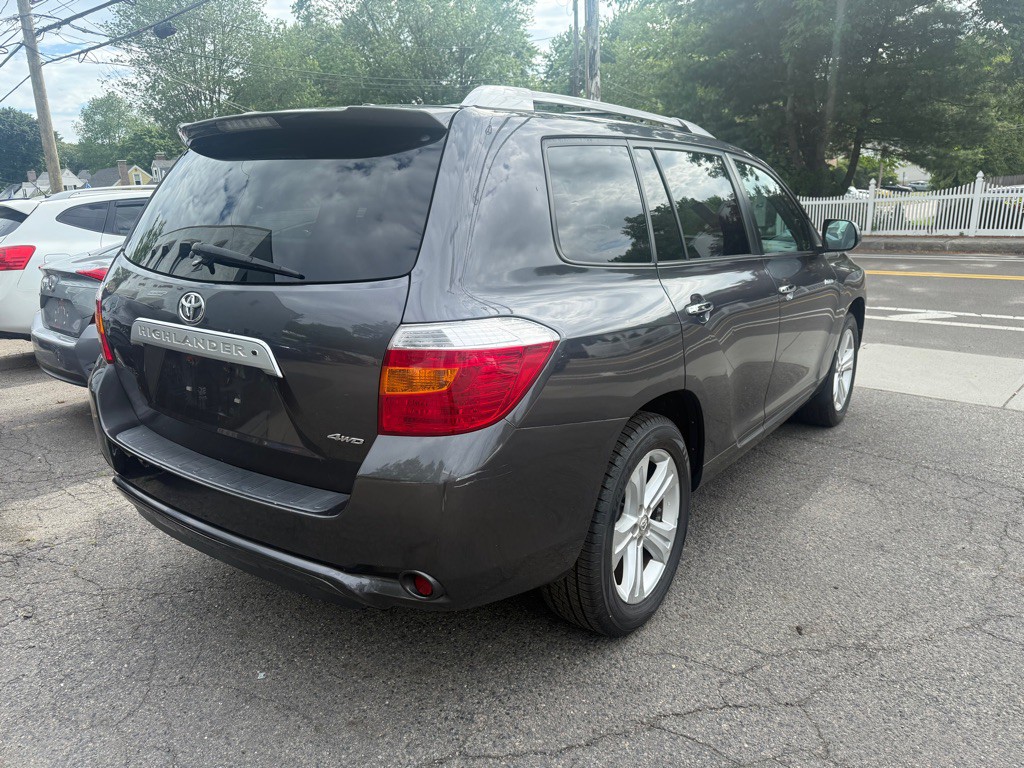 2010 Toyota Highlander Image 3