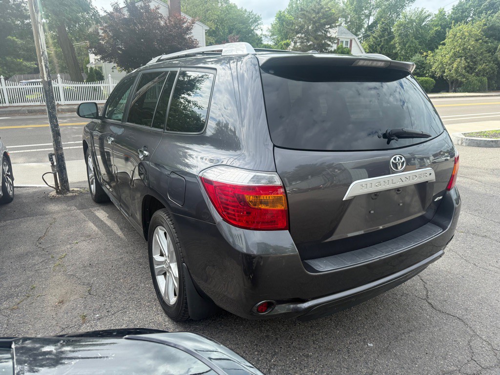 2010 Toyota Highlander Image 4