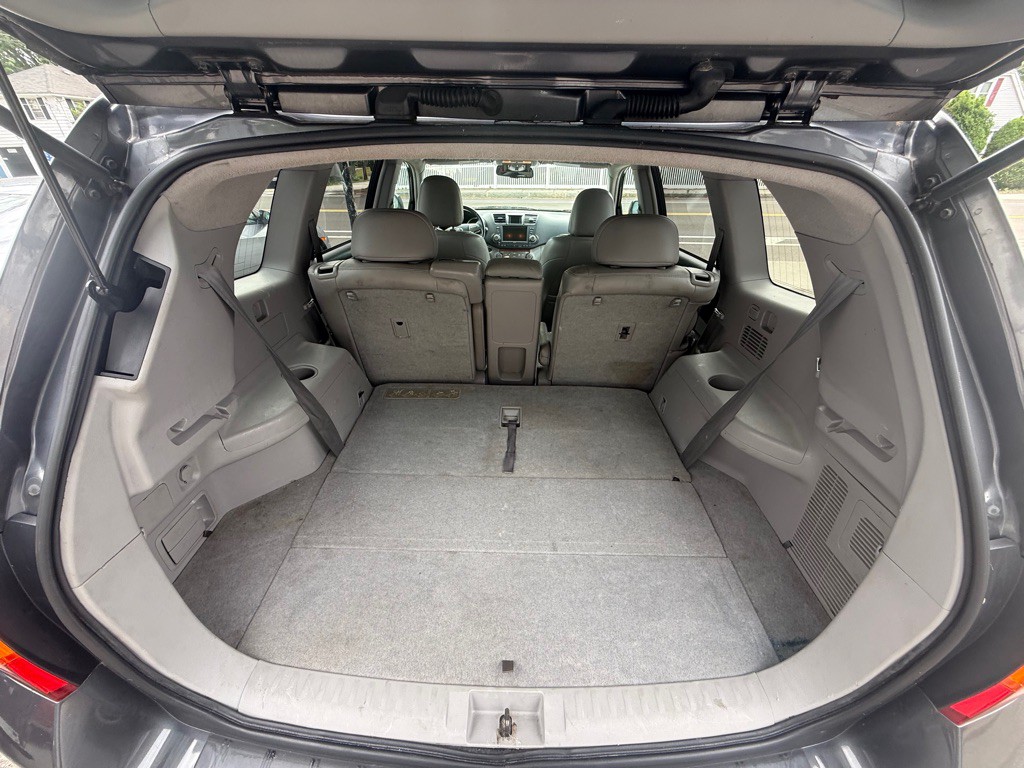 2010 Toyota Highlander Image 5