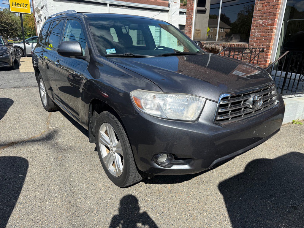 2010 Toyota Highlander Image 2