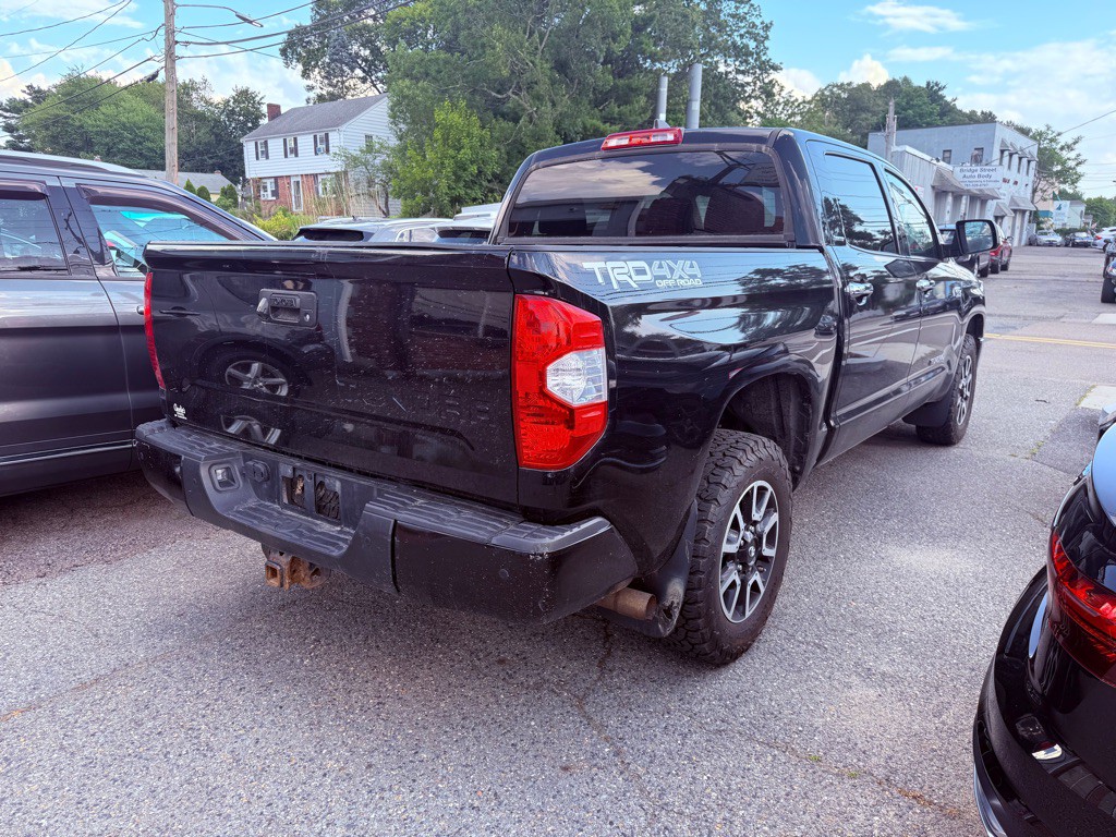 2021 Toyota Tundra Image 3