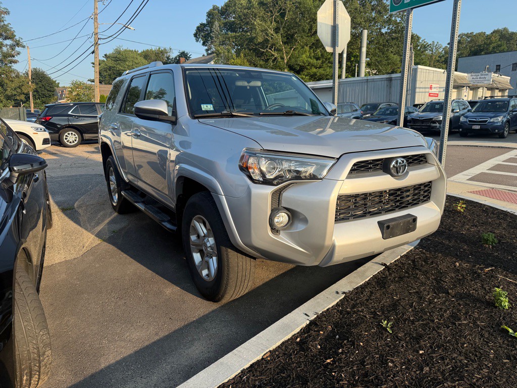 2018 Toyota 4Runner Image 3