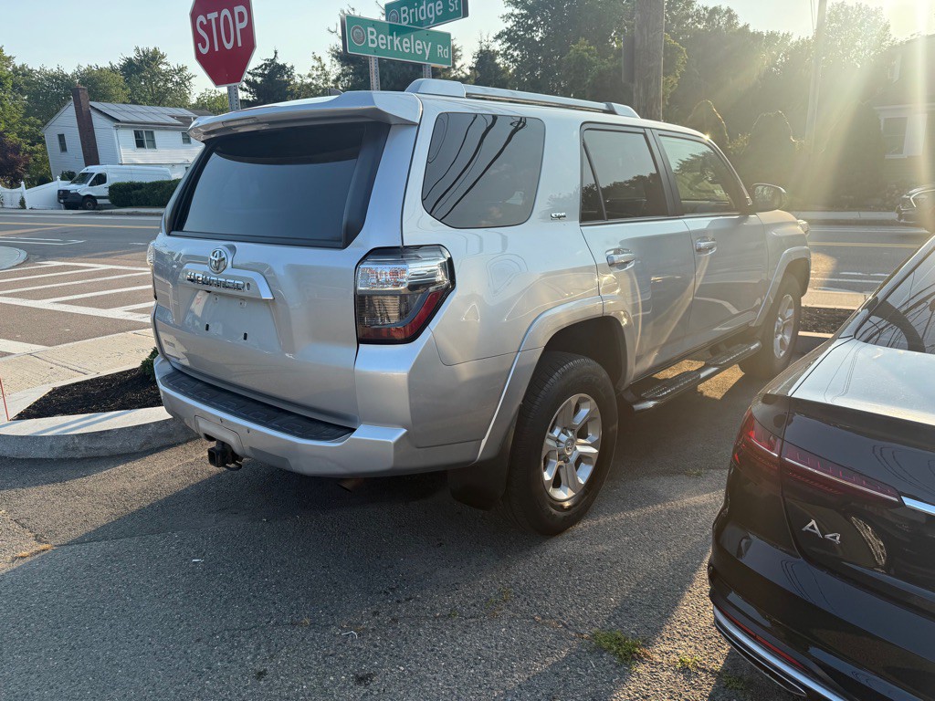 2018 Toyota 4Runner Image 4