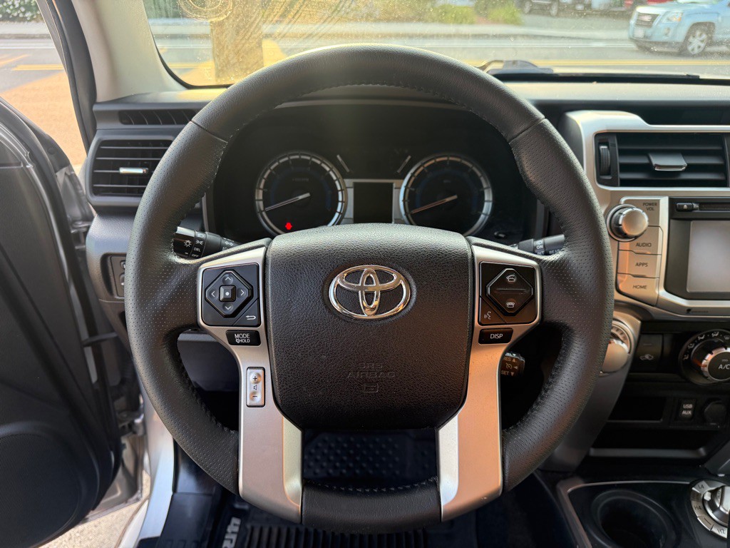 2018 Toyota 4Runner Image 10