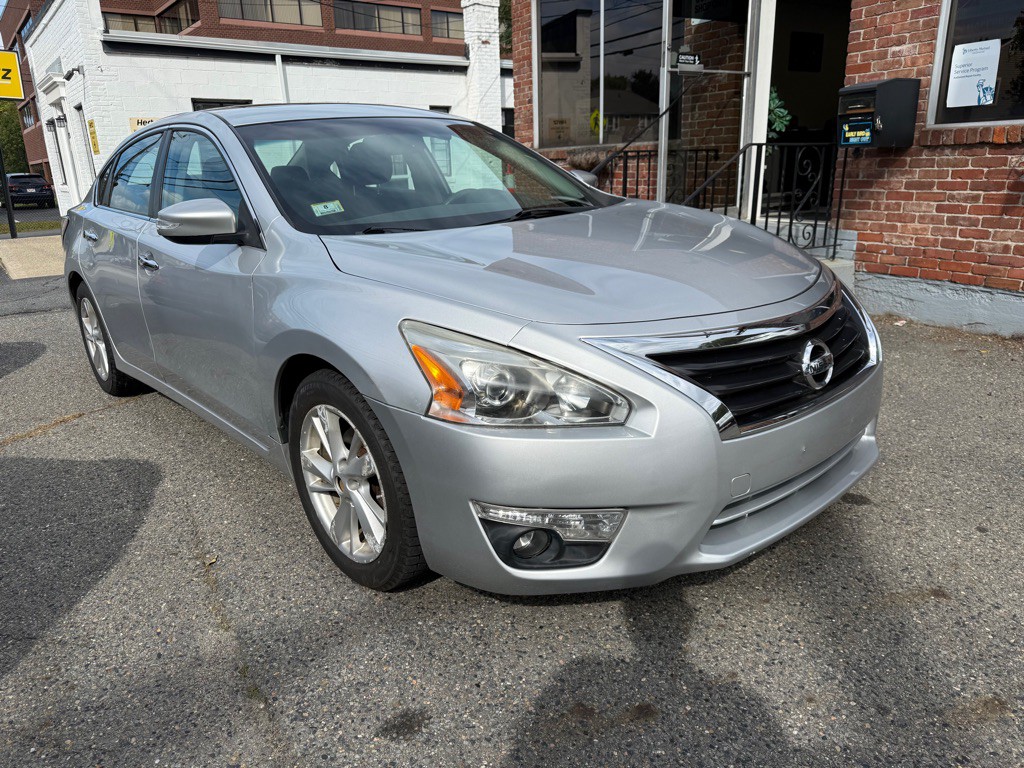 2015 Nissan Altima Image 2