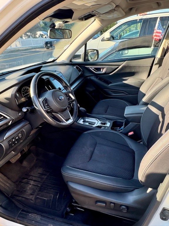 2022 Subaru Forester Image 4