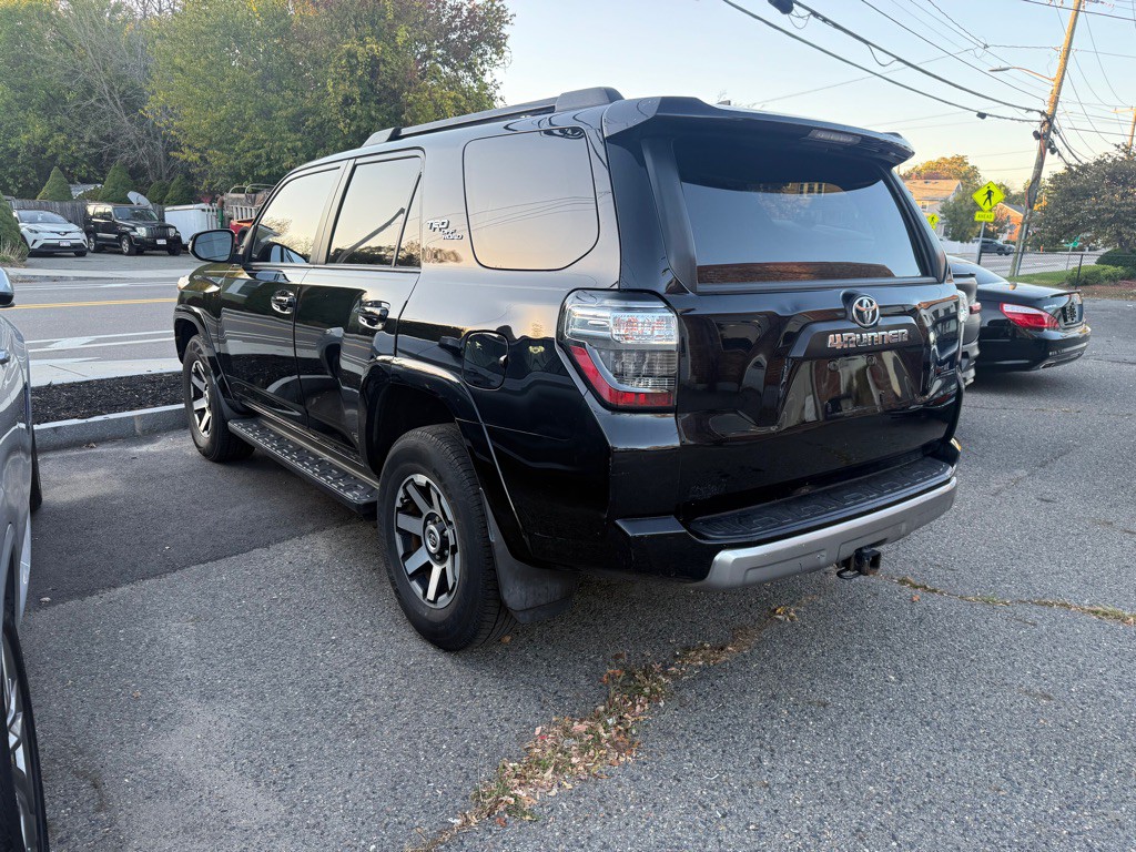 2021 Toyota 4Runner Image 4