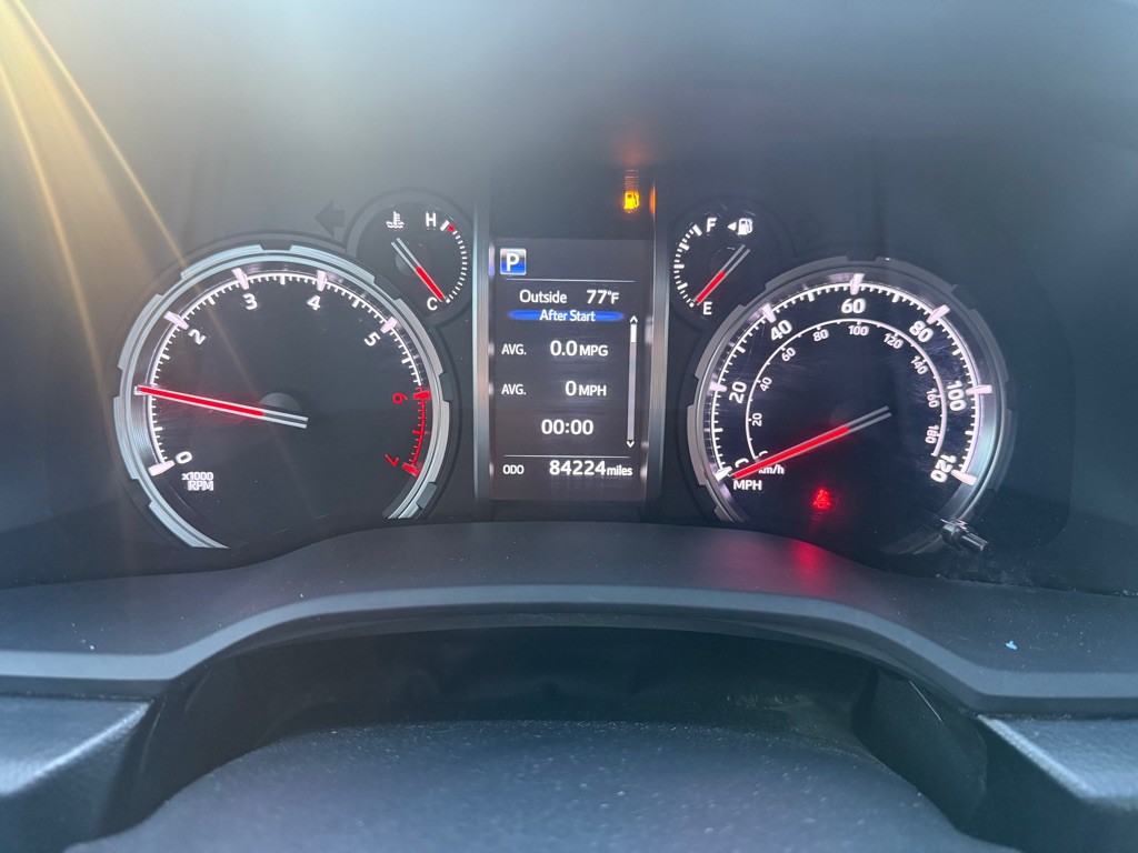 2021 Toyota 4Runner Image 8