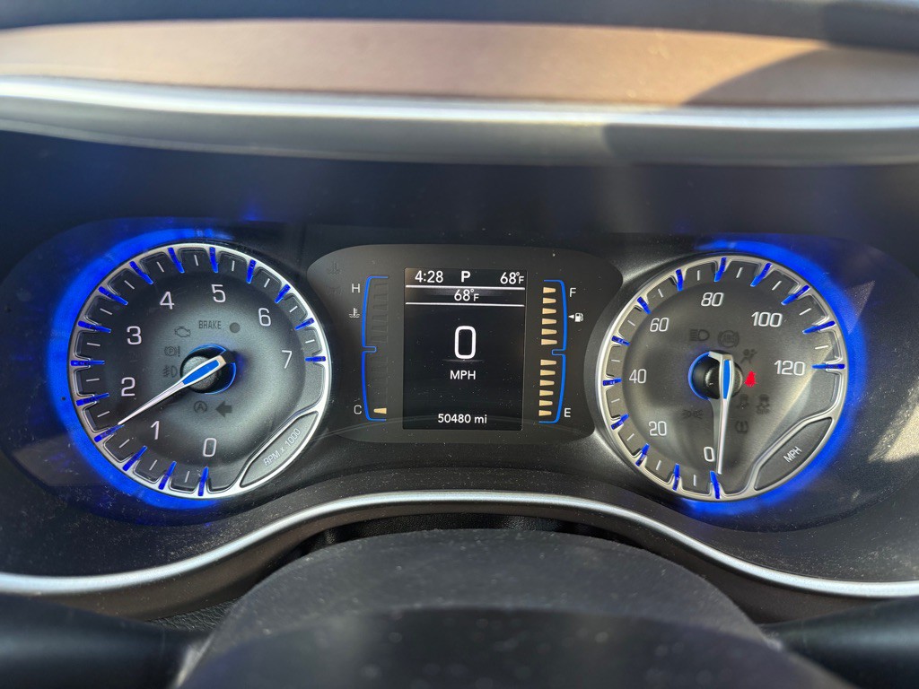 2019 Chrysler Pacifica Image 8