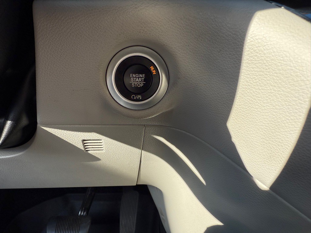 2019 Chrysler Pacifica Image 14