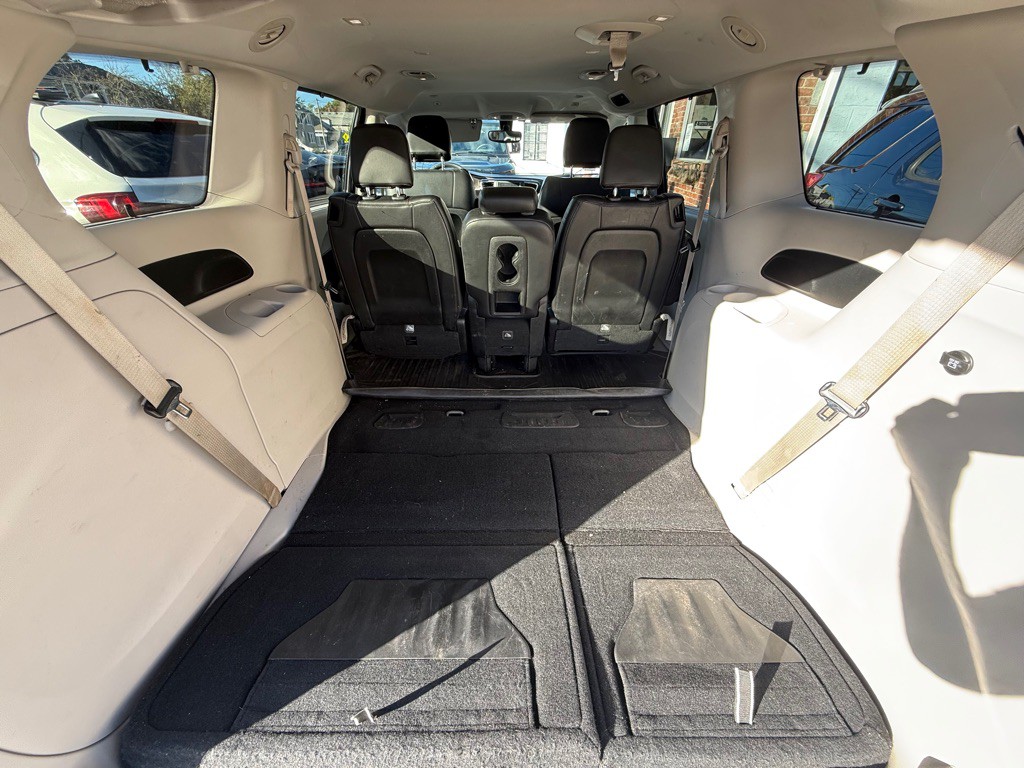 2019 Chrysler Pacifica Image 19
