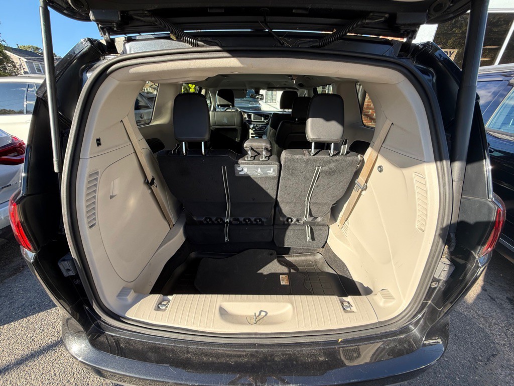 2019 Chrysler Pacifica Image 20