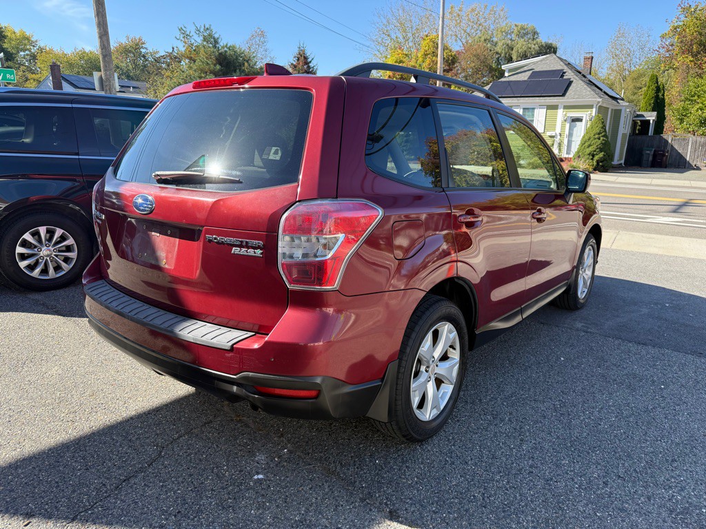 2016 Subaru Forester Image 4