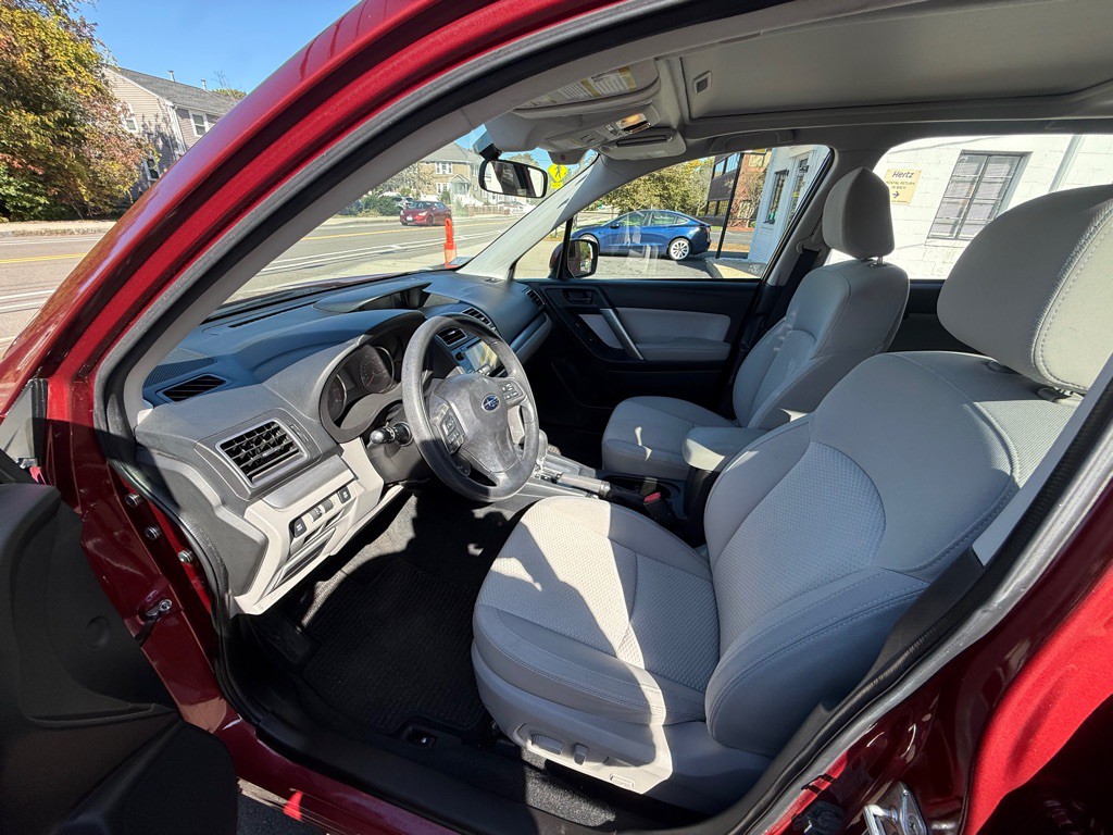 2016 Subaru Forester Image 5