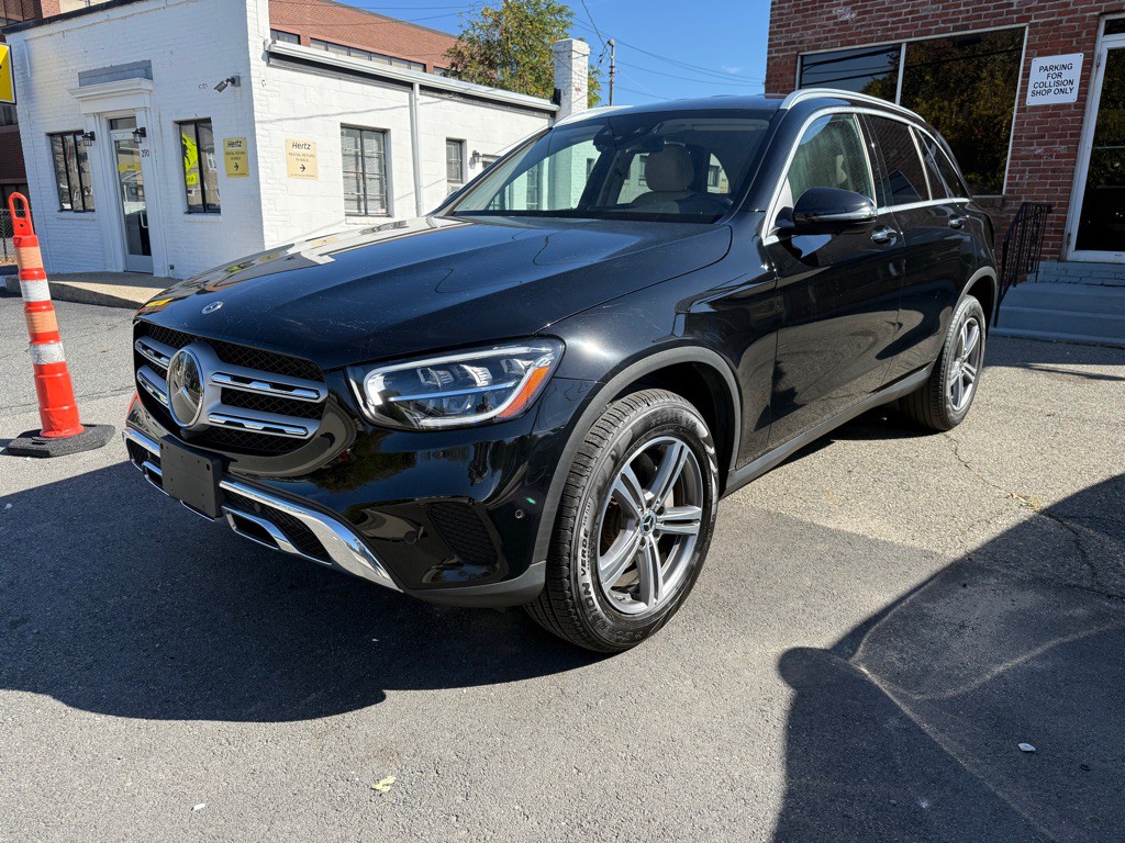 2022 Mercedes-Benz GLC-Class Image 1