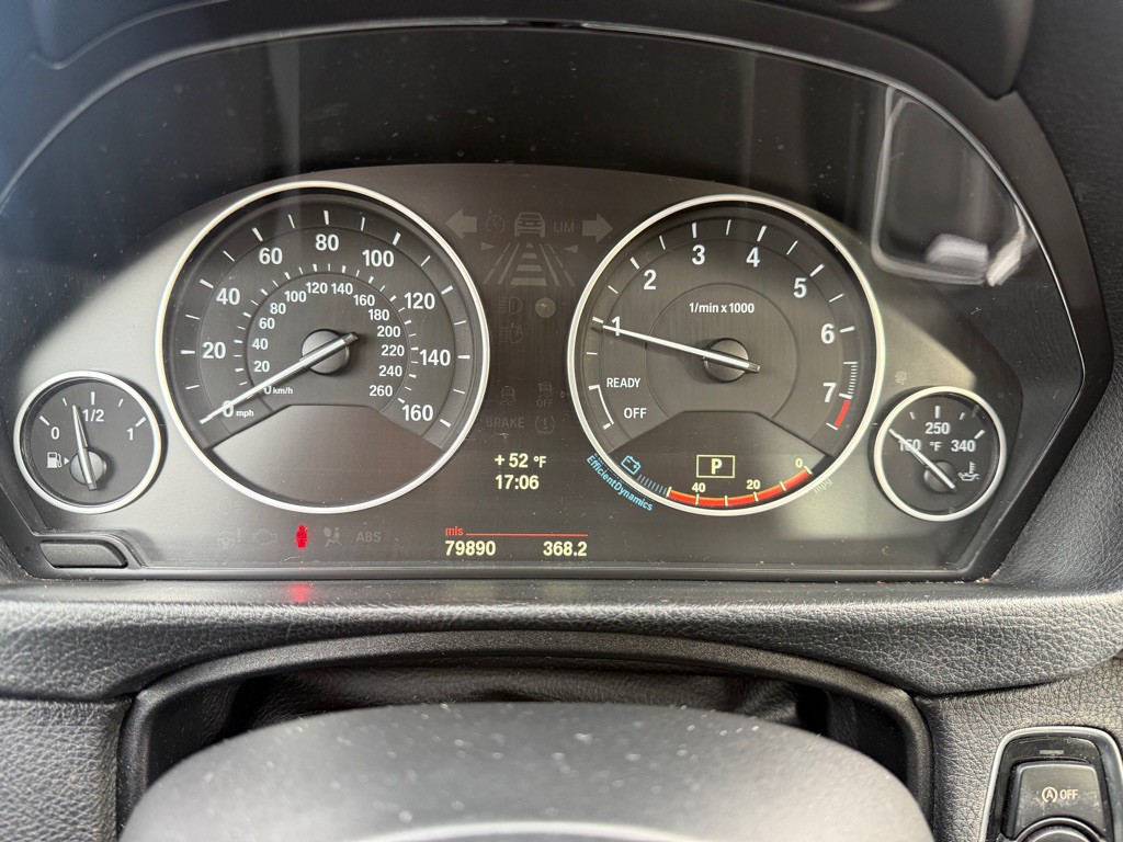 2013 BMW 3 Series Image 14