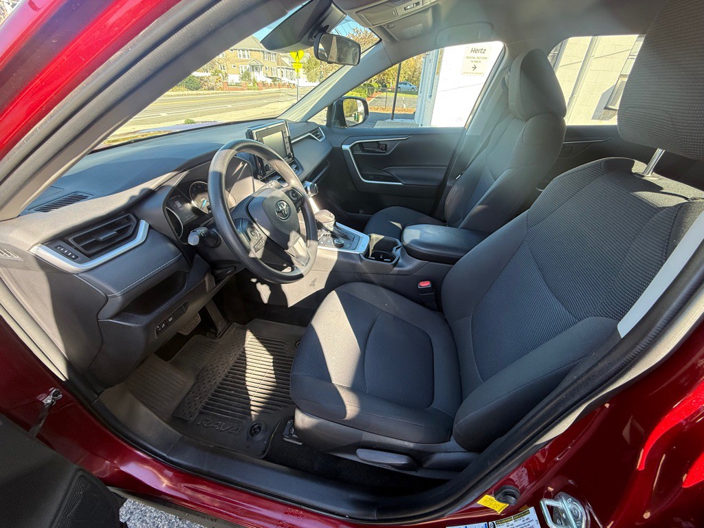 2022 Toyota Rav4 Image 6