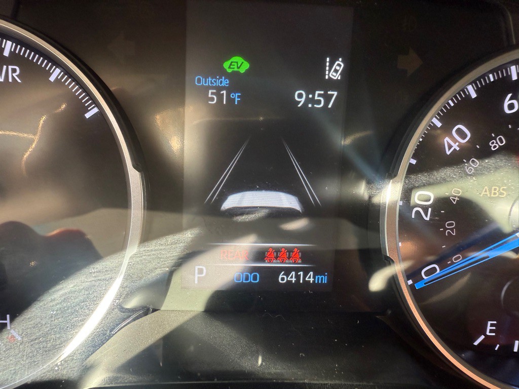 2022 Toyota Rav4 Image 9