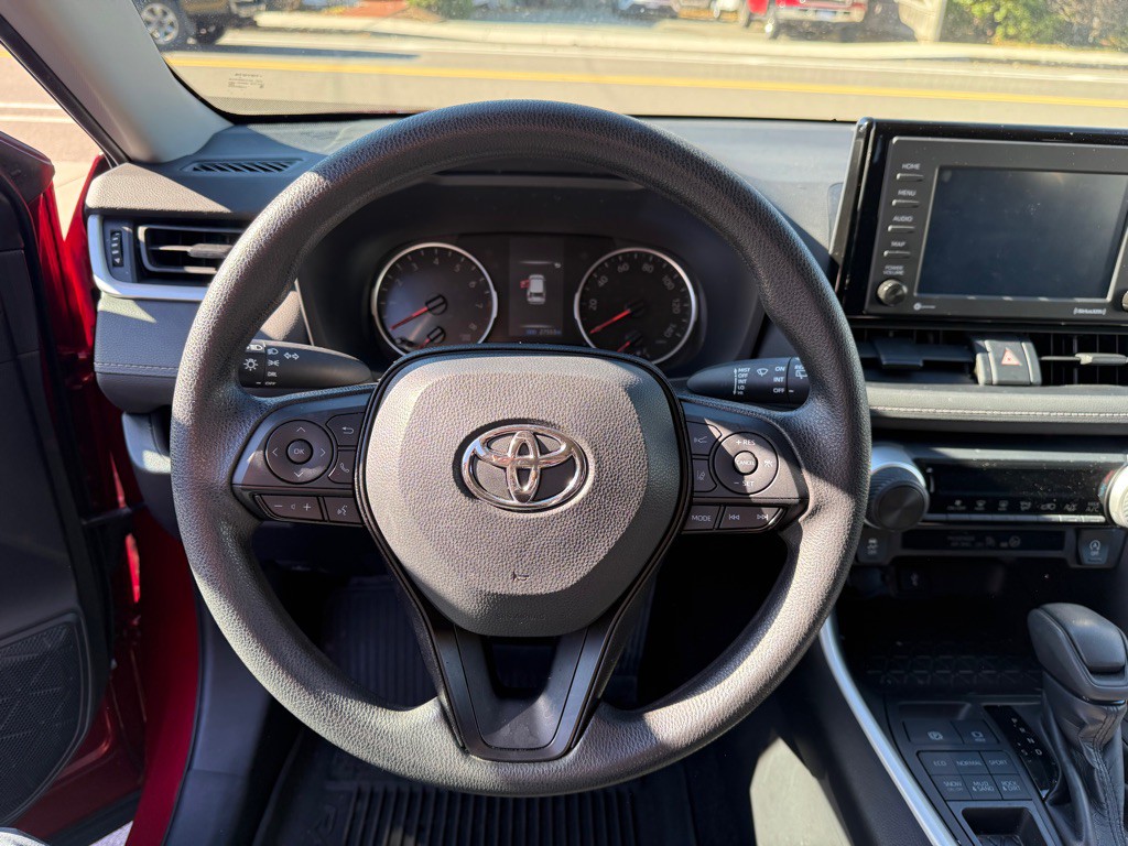 2022 Toyota Rav4 Image 9