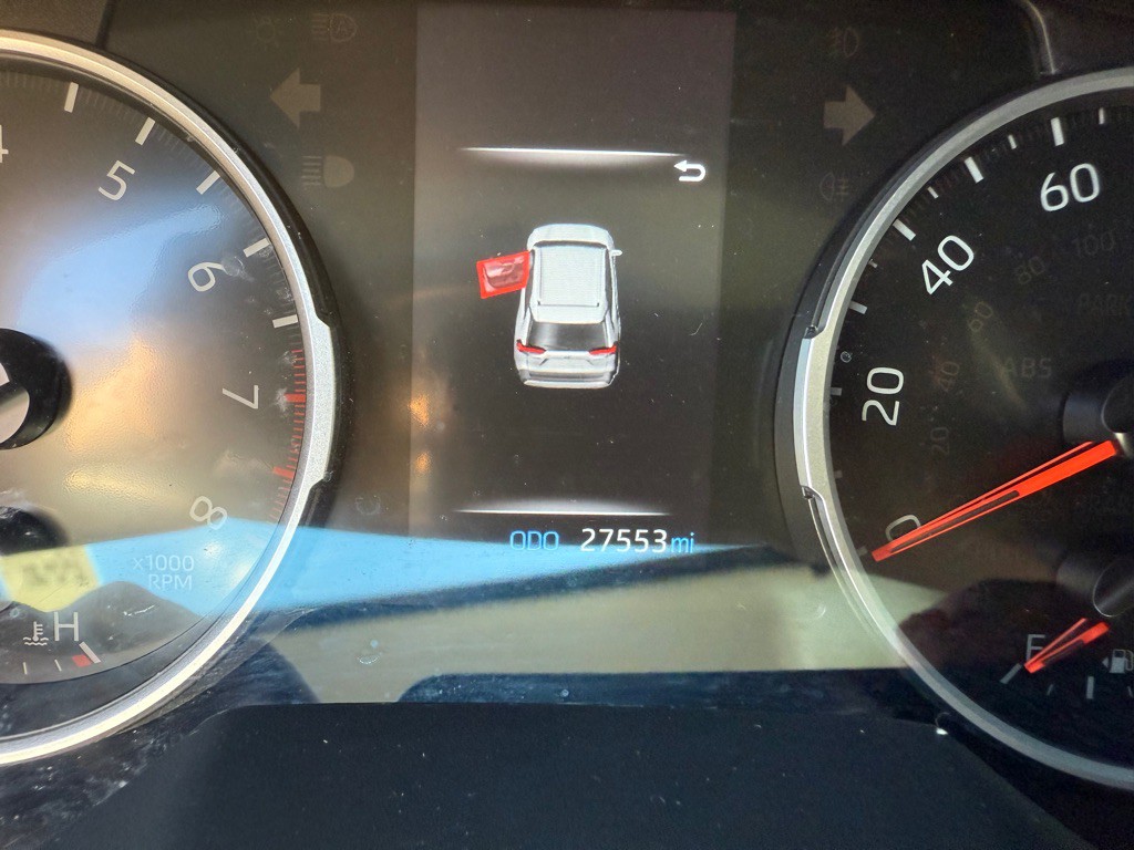 2022 Toyota Rav4 Image 10