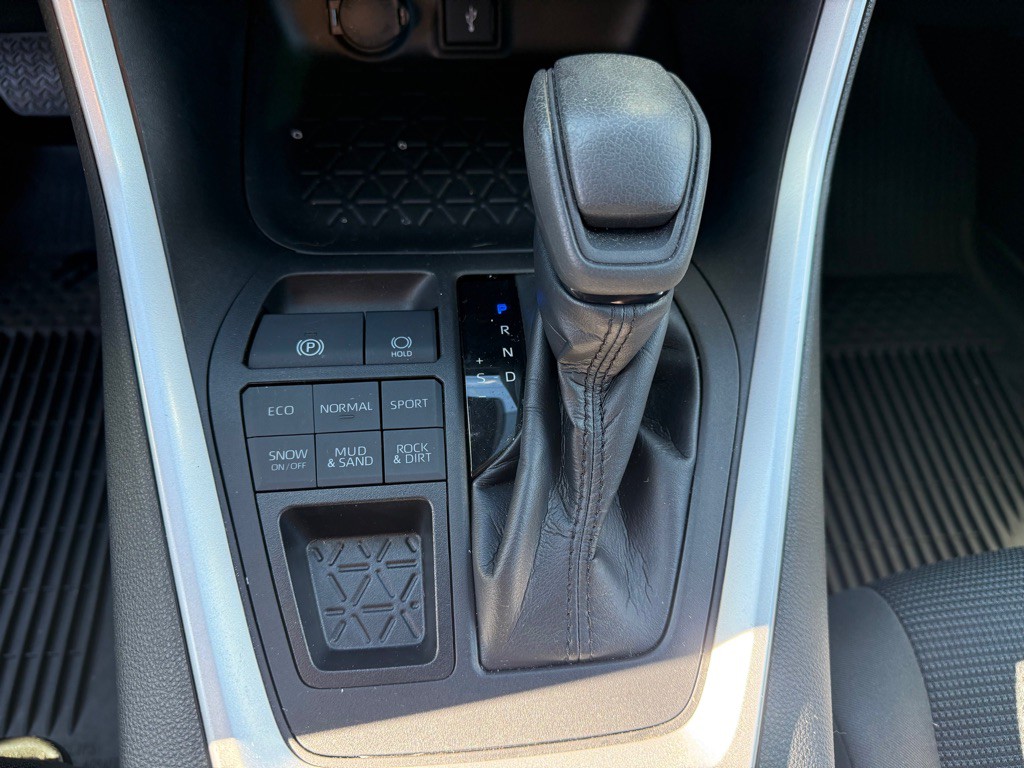 2022 Toyota Rav4 Image 14