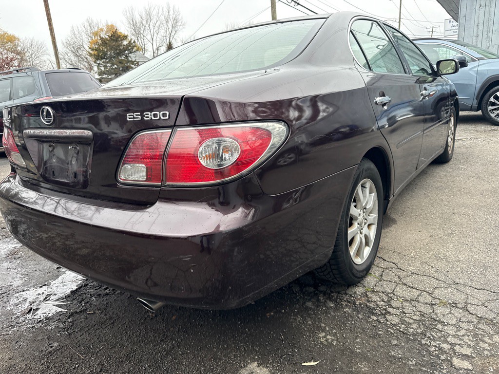2002 Lexus ES 300 Image 3