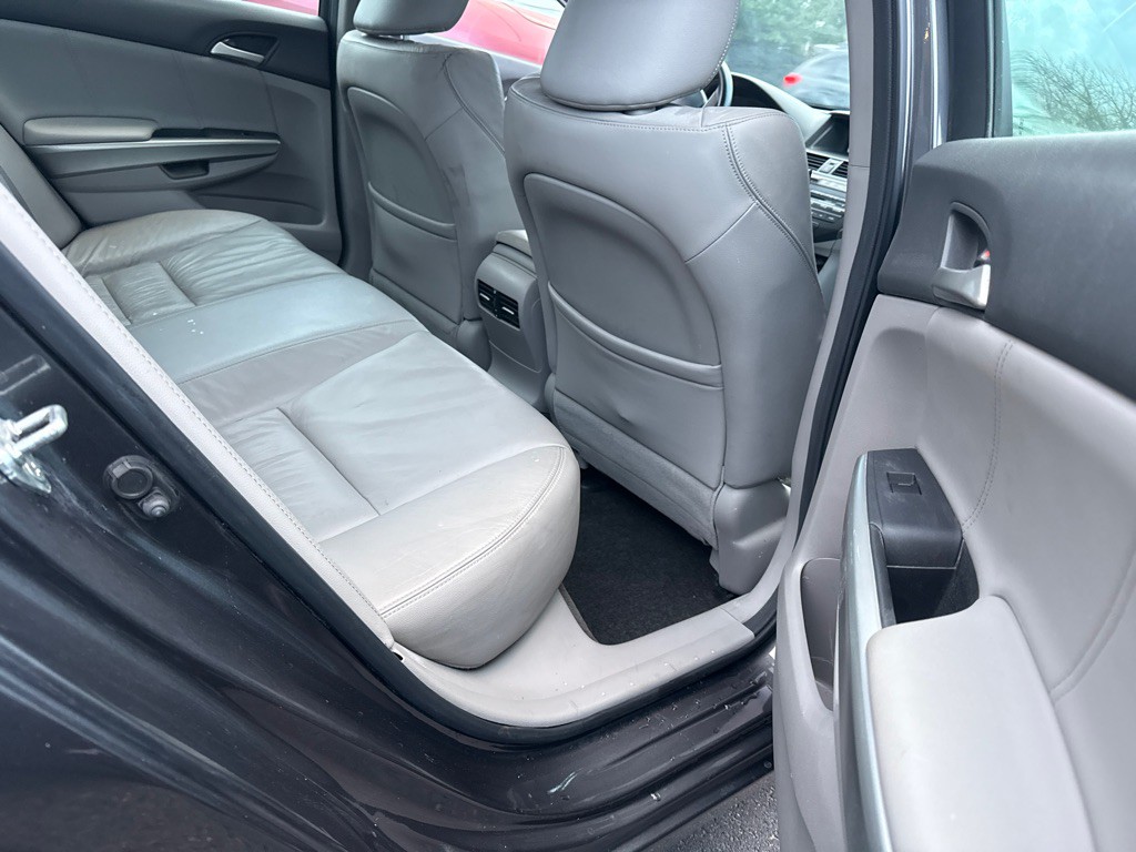 2010 Honda Accord Image 7