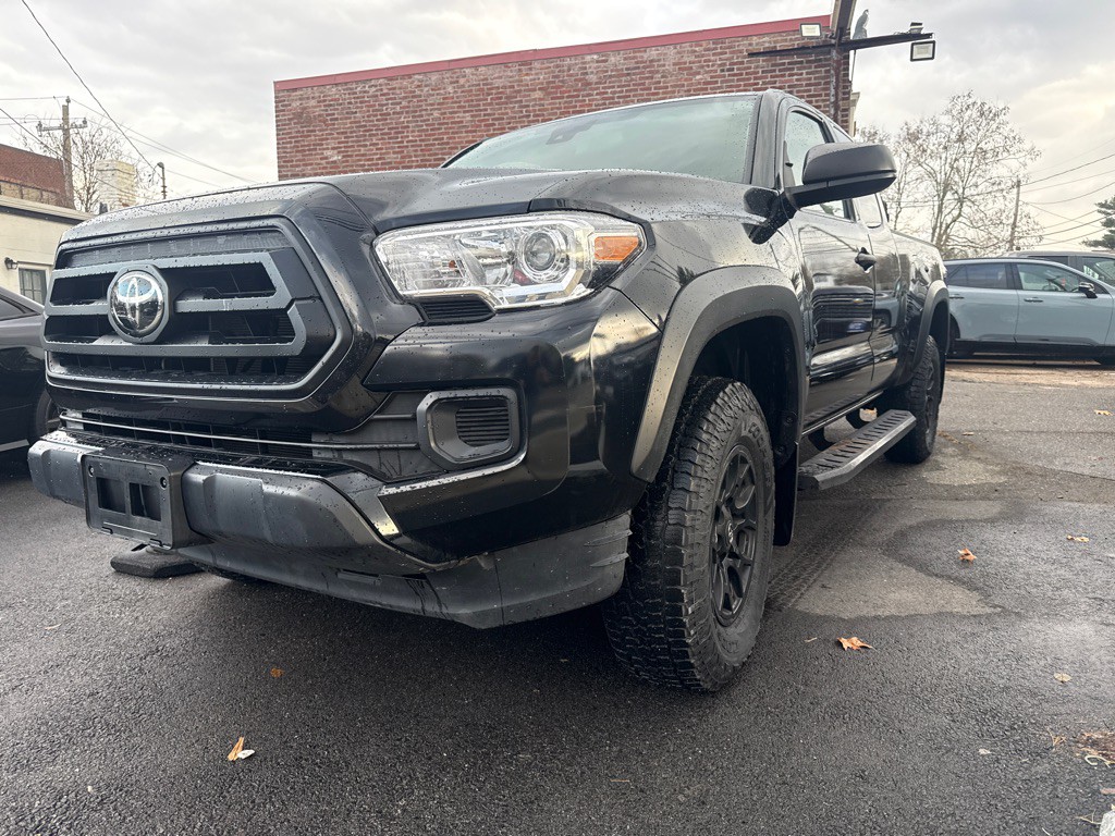 2022 Toyota Tacoma Image 1