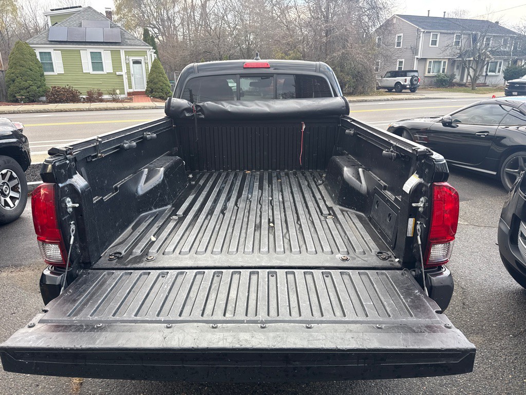 2022 Toyota Tacoma Image 6