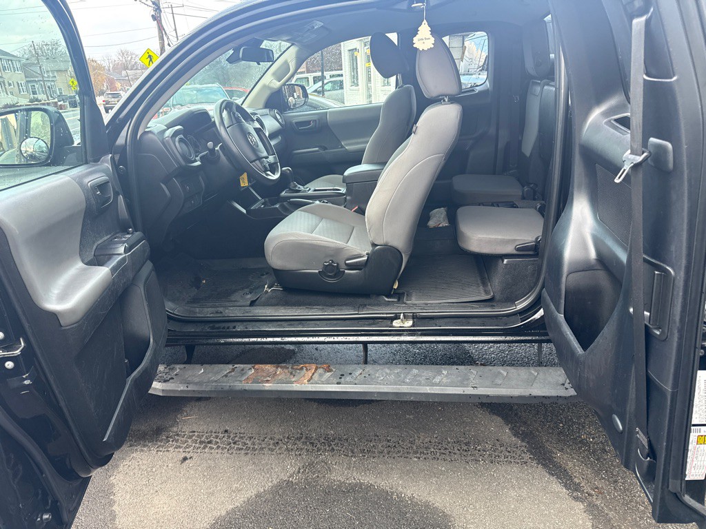 2022 Toyota Tacoma Image 8