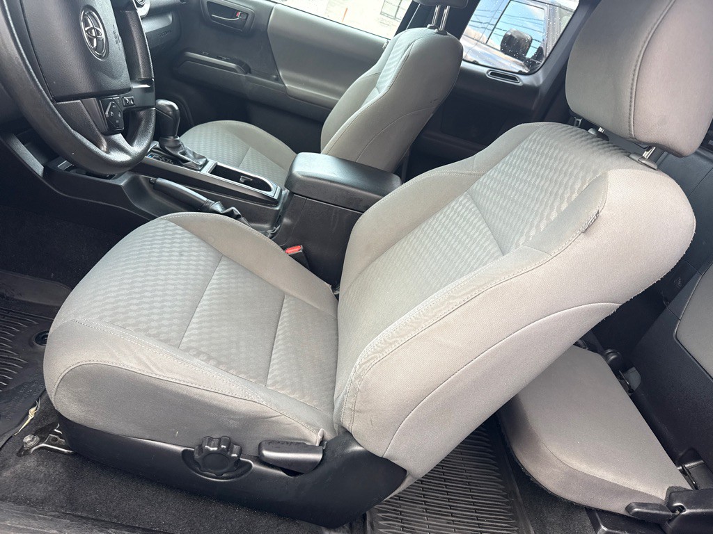 2022 Toyota Tacoma Image 10