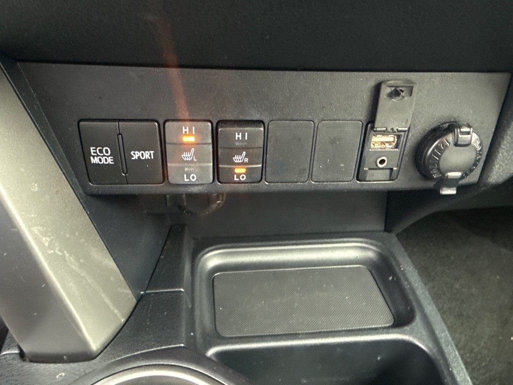 2018 Toyota Rav4 Image 14