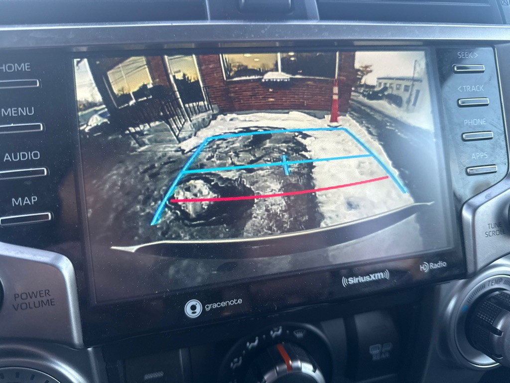 2021 Toyota 4Runner Image 16