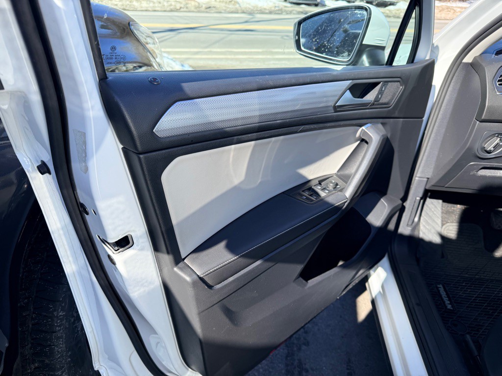 2023 Volkswagen Tiguan Image 5