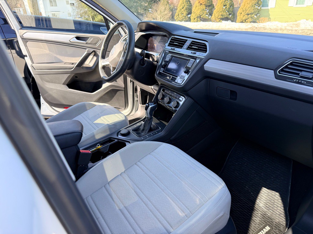 2023 Volkswagen Tiguan Image 12