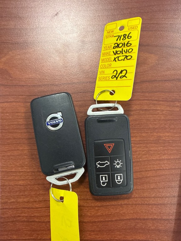 2016 Volvo XC70 Image 6