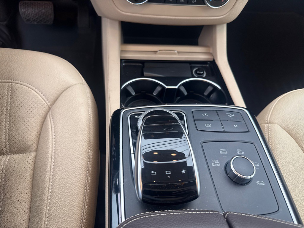 2017 Mercedes-Benz GLS-Class Image 8
