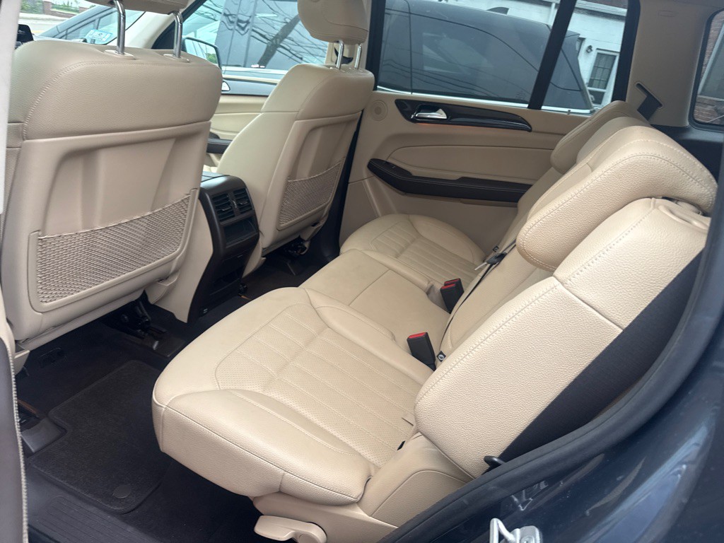 2017 Mercedes-Benz GLS-Class Image 13