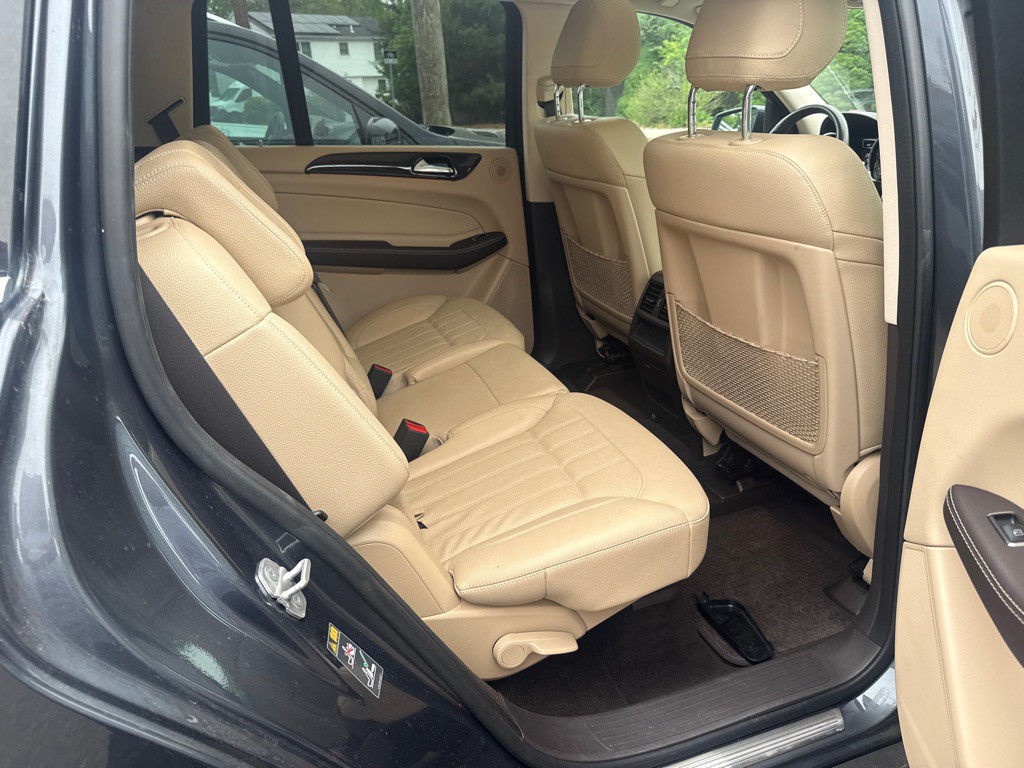 2017 Mercedes-Benz GLS-Class Image 19