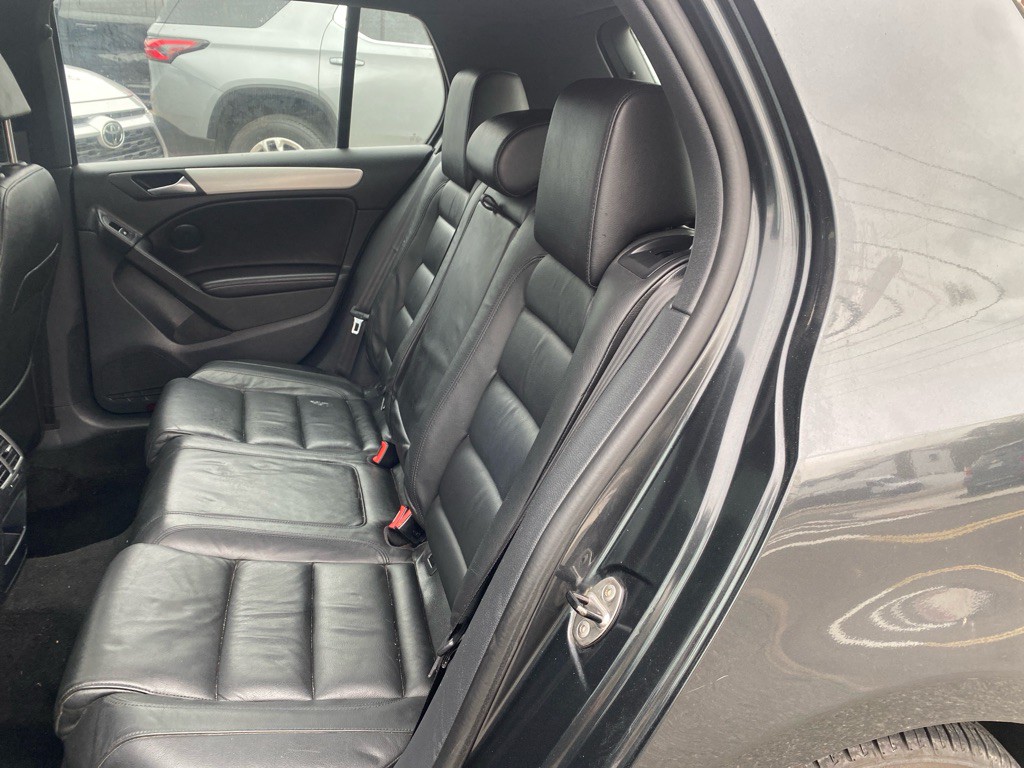 2013 Volkswagen GTI Image 6