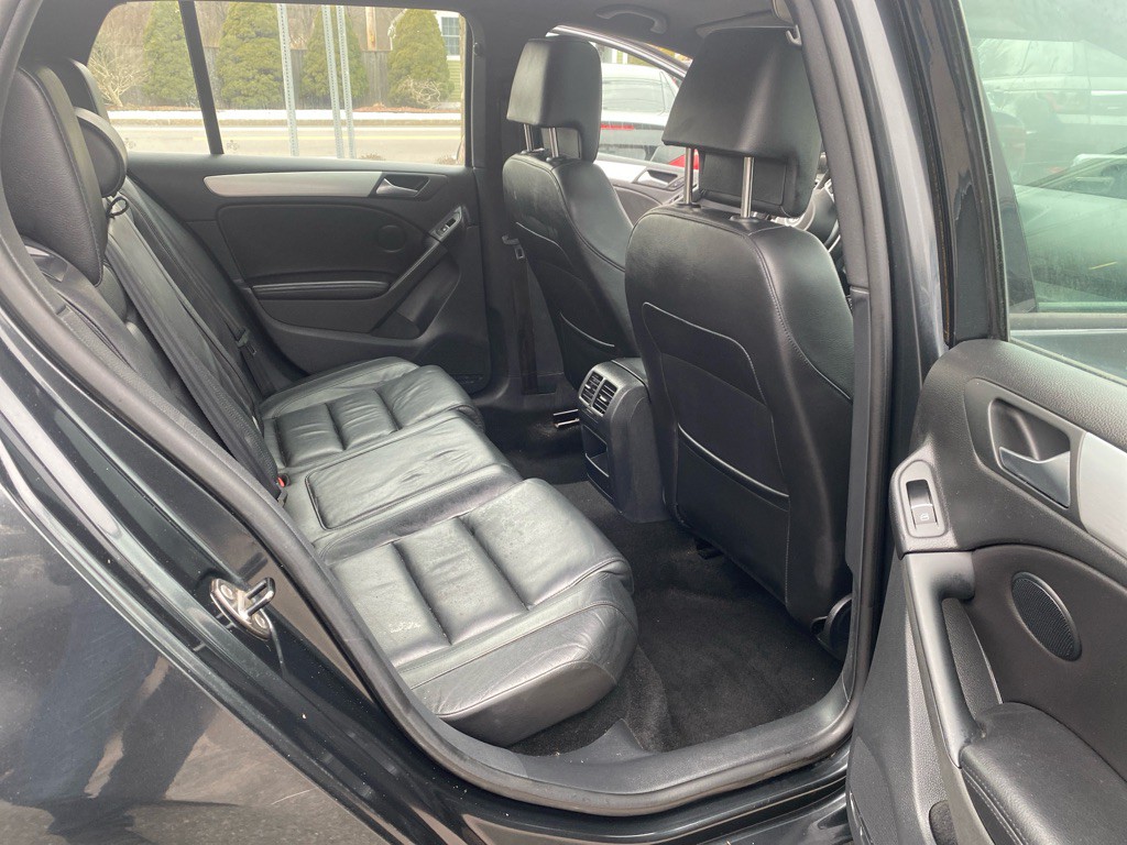 2013 Volkswagen GTI Image 8