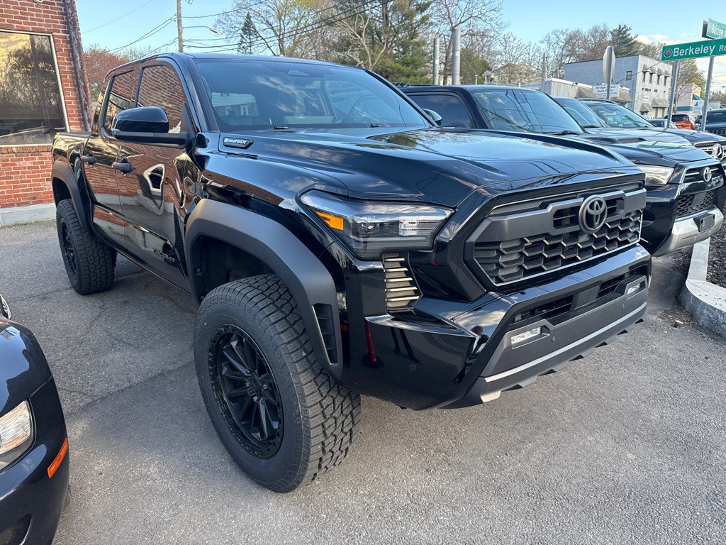 2025 Toyota Tacoma Image 1